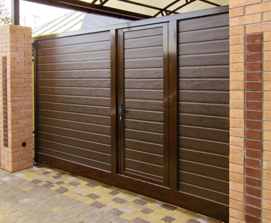 Ворота с калиткой в Новопавловске