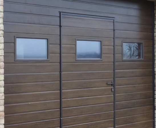 Ворота с окнами в Новопавловске