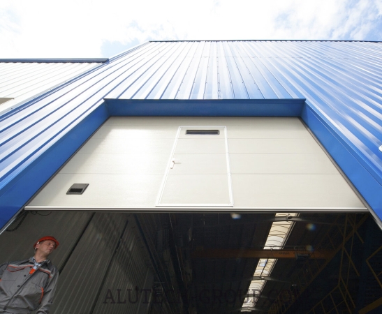 Промышленные ворота Алютех Protrend в Новопавловске