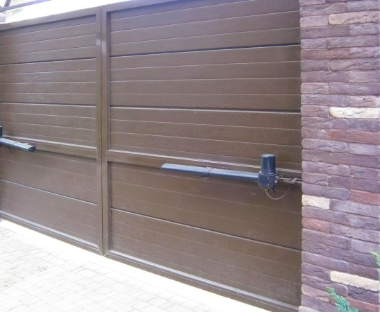 Автоматика для распашных ворот в Новопавловске