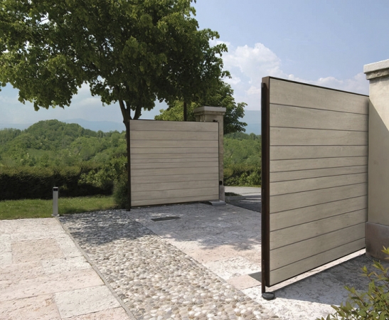 Въездные ворота в Новопавловске