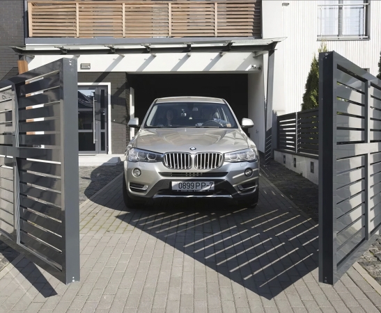 Ворота в Новопавловске